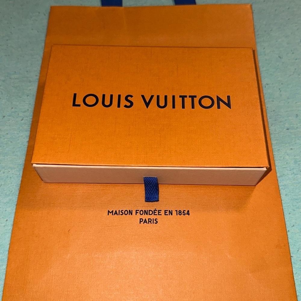 Louis Vuitton long wallet box